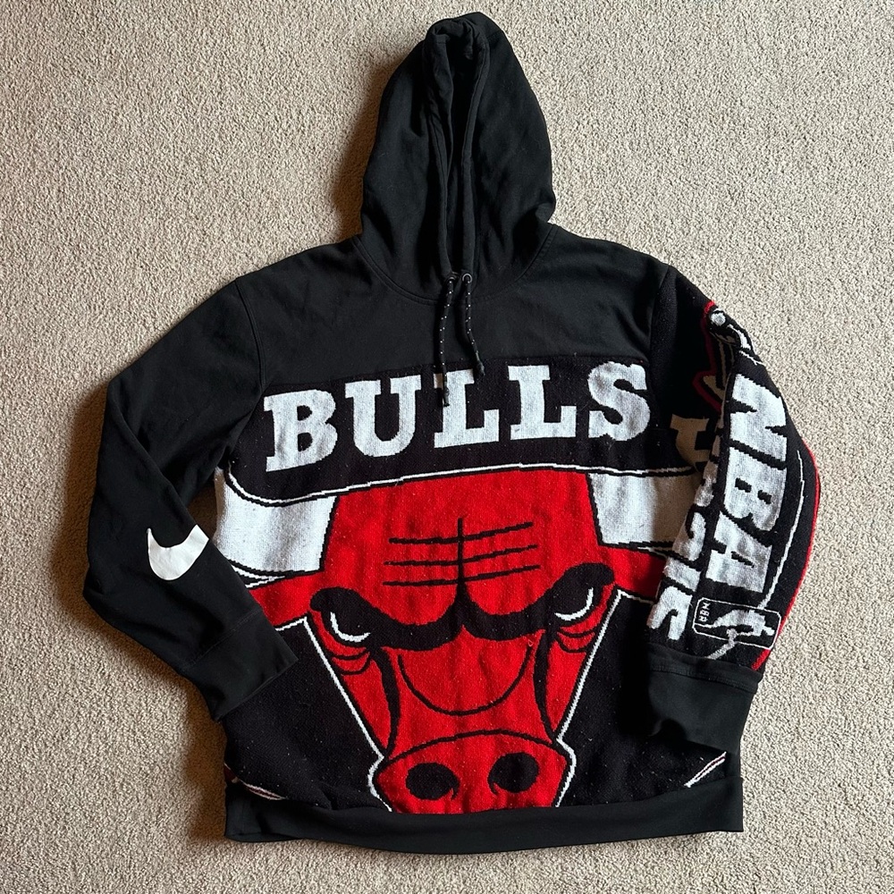 Chicago bulls vintage reworked upcycled Black and Red Bulls Graphic Hoodie! - Picture 1 of 8
